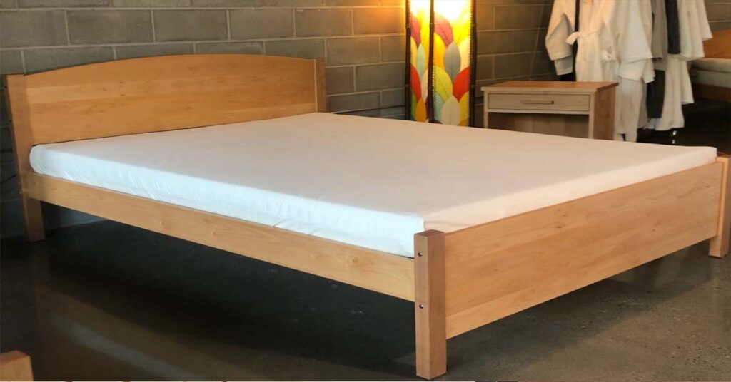 bed frame for latex mattress review